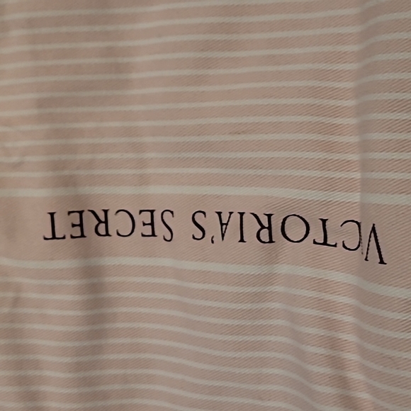 Victoria Secret Bag - Picture 2 of 3